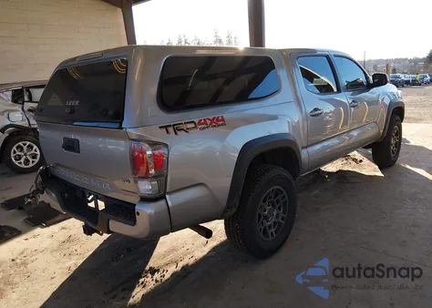 2022 Toyota Tacoma Trd Off Road z USA, uszkodzony, nr VIN 3TMCZ5AN3NM488794